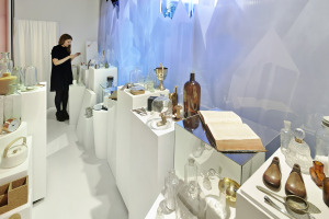 The Fragrance Lab at Selfridges, store interior designed by Campaign, photo: ©Hufton+Crow