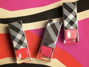 Burberry-SS15-Nail-colours
